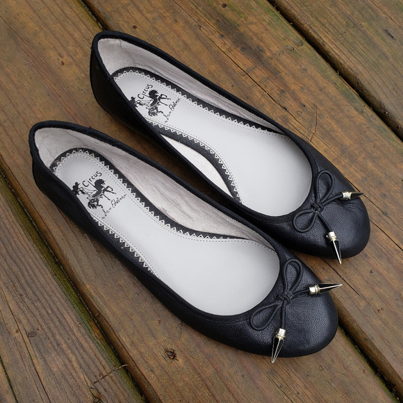 Circus by Sam Edelman Shoes - Circus by Sam Edelman Black Leather Ali Flats 6.5M
